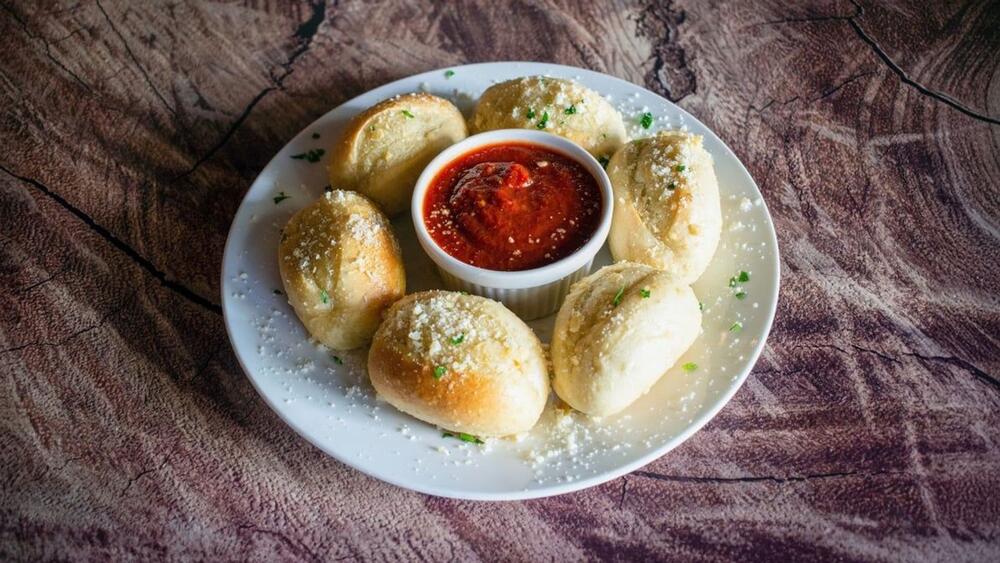 6 Garlic Rolls with Marinara